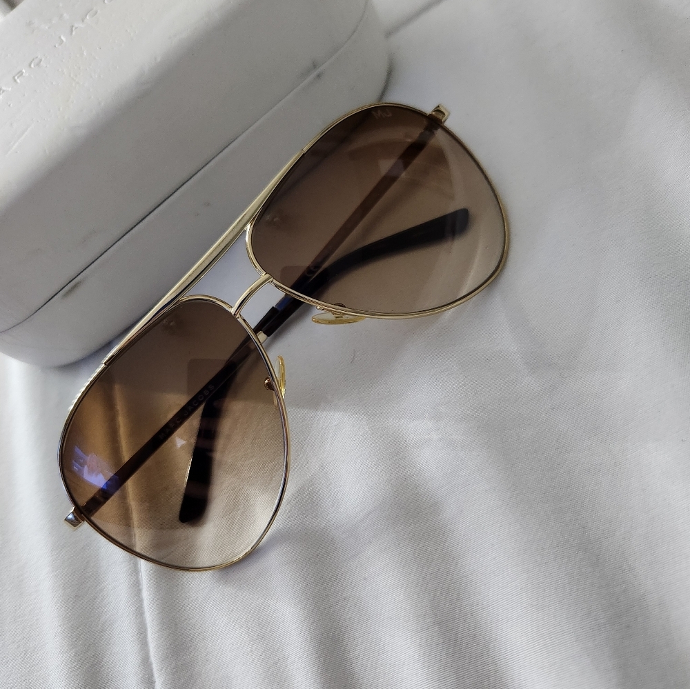 Gold Aviator Sunglasses